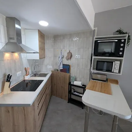 Estudio Torre Colina Con Piscina *