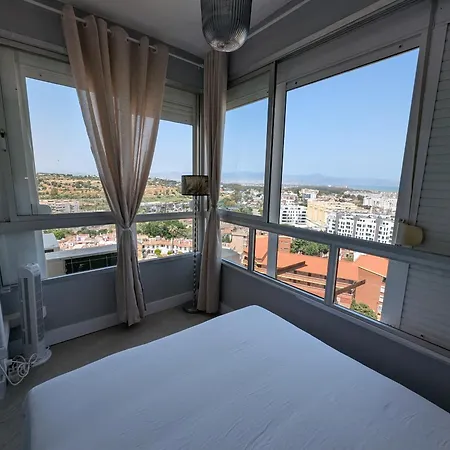 Estudio Torre Colina Con Piscina Lägenhet *