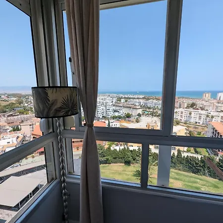 Estudio Torre Colina Con Piscina Lägenhet
